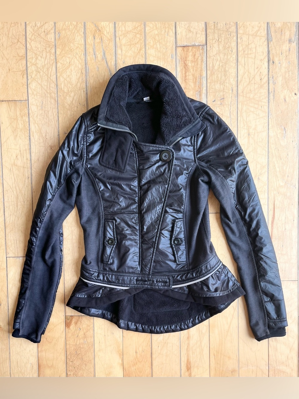 Lululemon Pedal Power Fleece-Lined Athletic Performance Black Jacket Coat Size 4